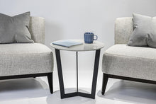 Distinctify Holvi Side Table